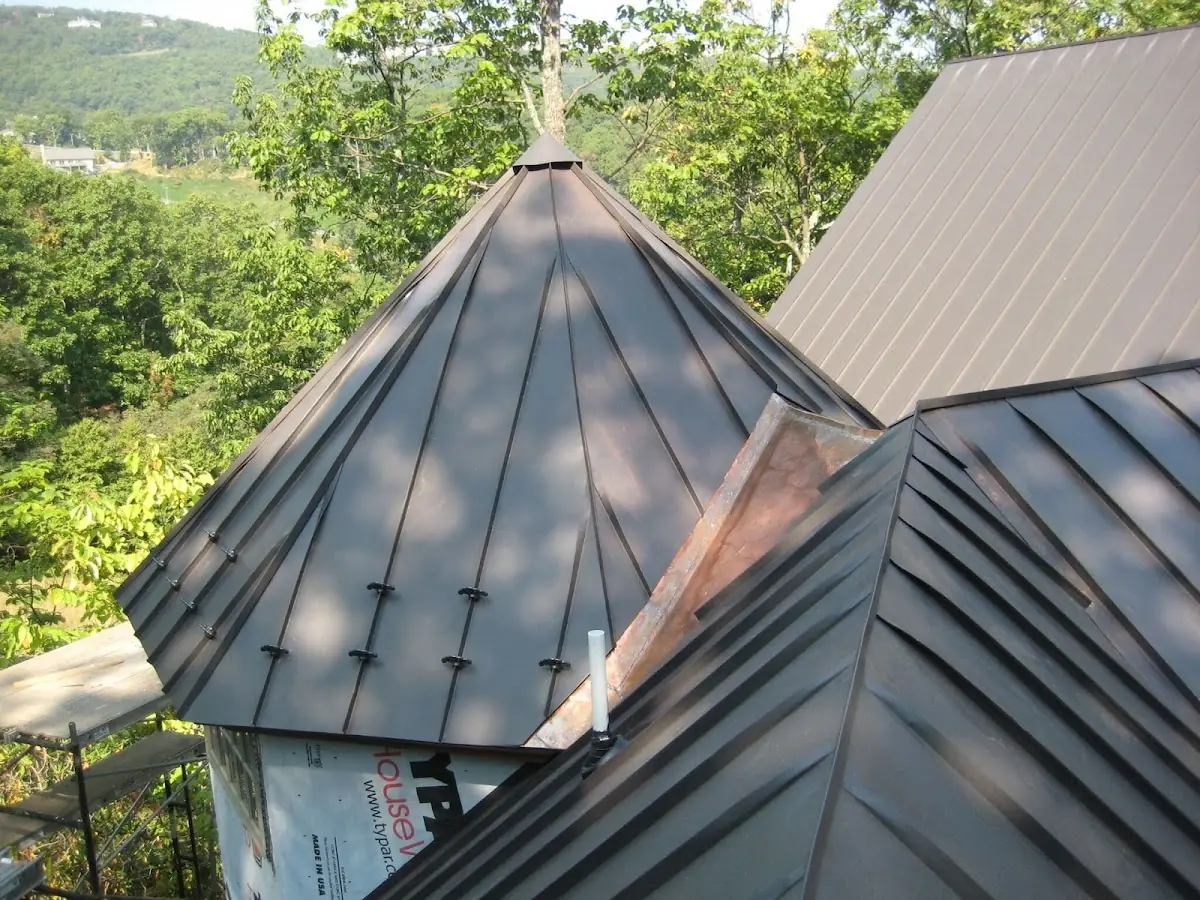 Professional Roof Tarp Installation by Craftsman Roofing in North Burnet